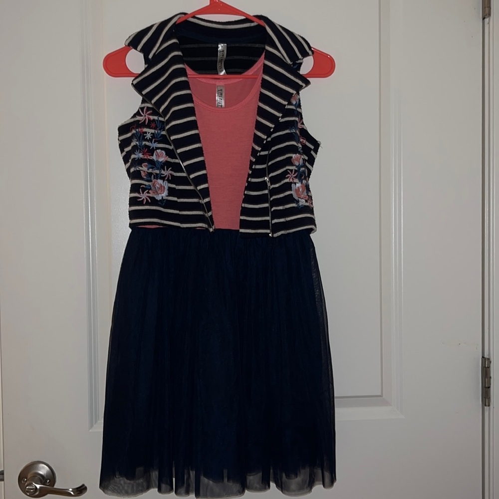 Two piece set- please see all pictures